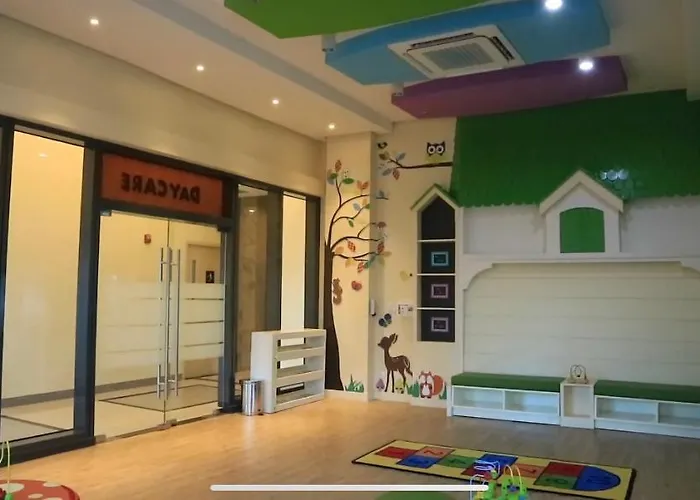 1 Bedroom Uptown Parksuites Bgc, High Floor, Morning Sun