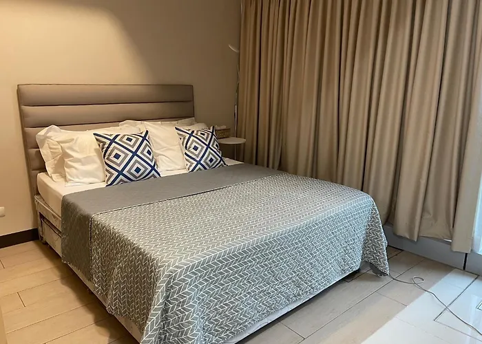 1 Bedroom Uptown Parksuites Bgc, High Floor, Morning Sun Apartamento Manila
